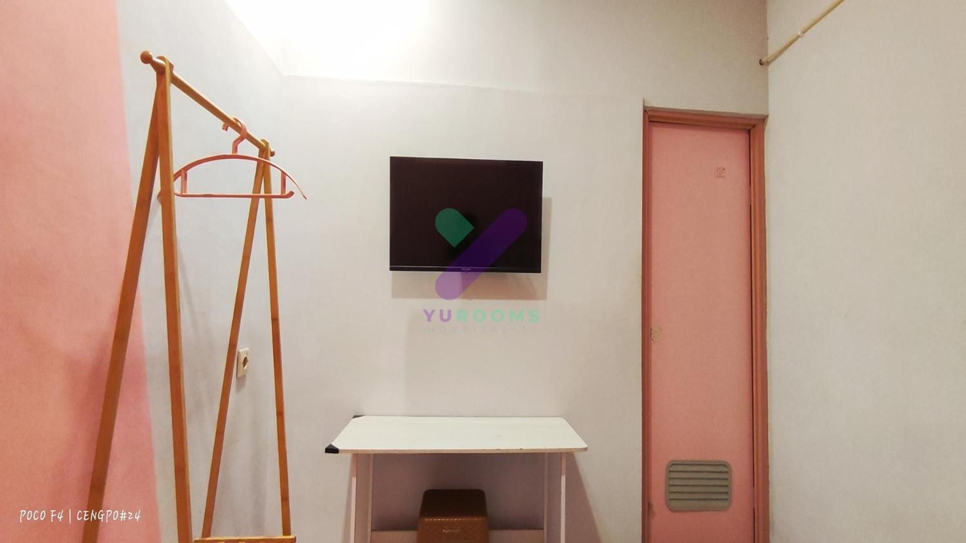 New Jasmine Guest House By Yurooms Blitar Buitenkant foto