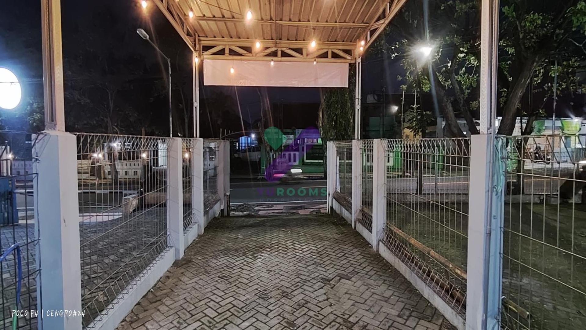 New Jasmine Guest House By Yurooms Blitar Buitenkant foto